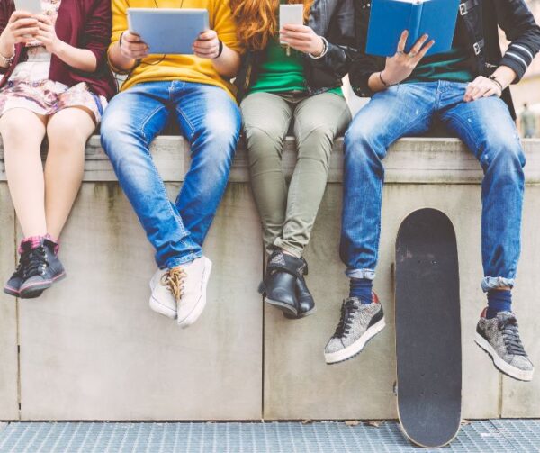 Orientació acadèmica i emocional en l’adolescència: eines per al docent